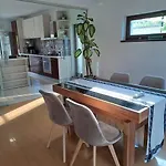 וילה Casa 2 בוקרשט