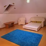 Casa 2 בוקרשט