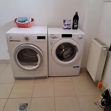 Casa 2 בוקרשט