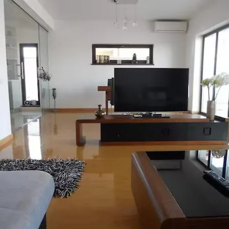 וילה Casa 2 בוקרשט