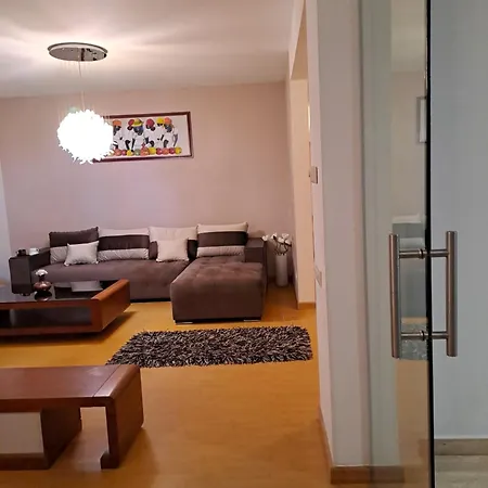 Villa Casa 2 Boekarest
